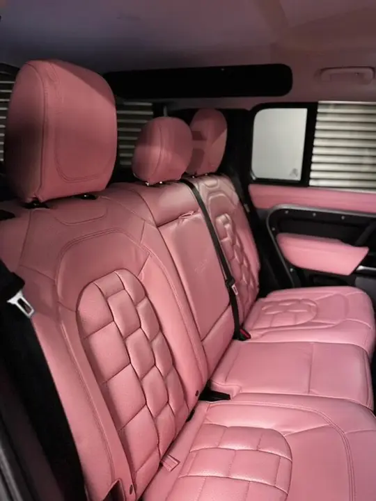 Land Rover Defender 110 2021 photo 3