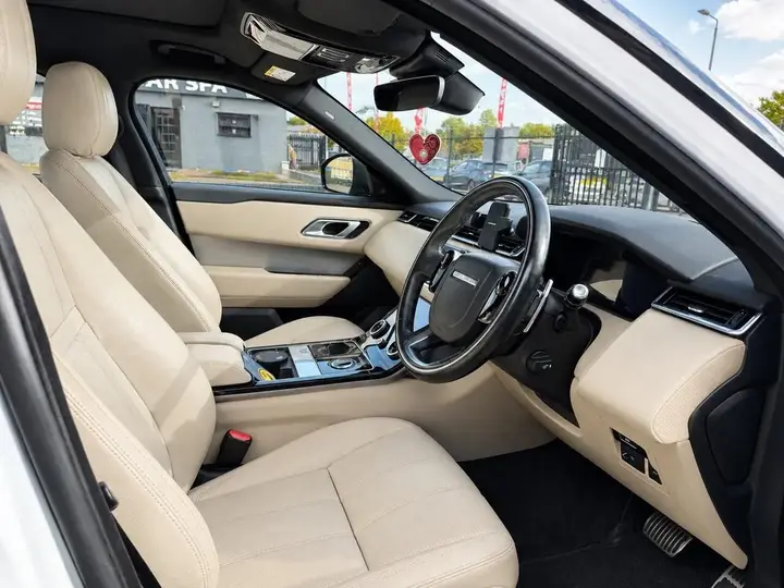 Land Rover Range Rover Velar 2019 photo 4