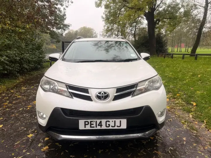 Toyota Rav4 2014 photo 4
