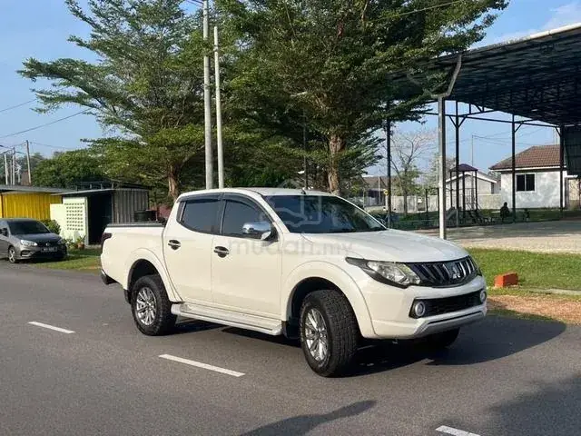 Mitsubishi Triton