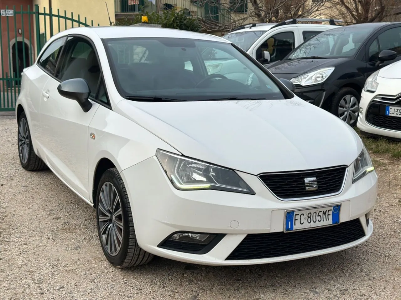 Seat Ibiza 2016 photo 3