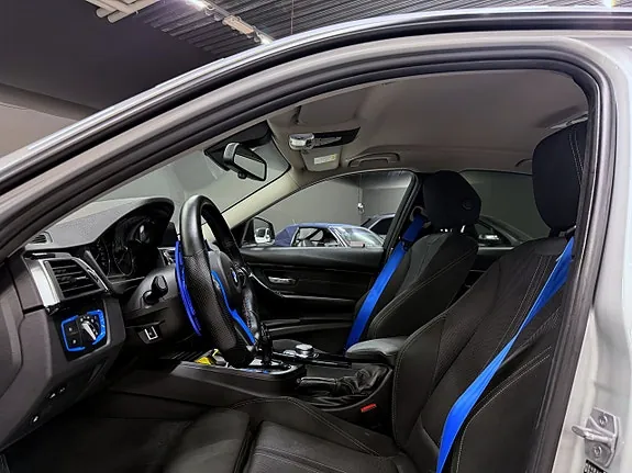 BMW 330E 2017 photo 4