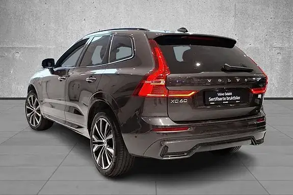 Volvo Xc60 2023 photo 2