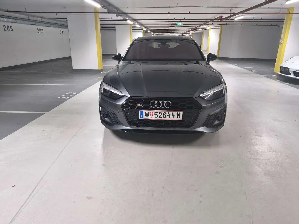 Audi A5 2022 photo 2