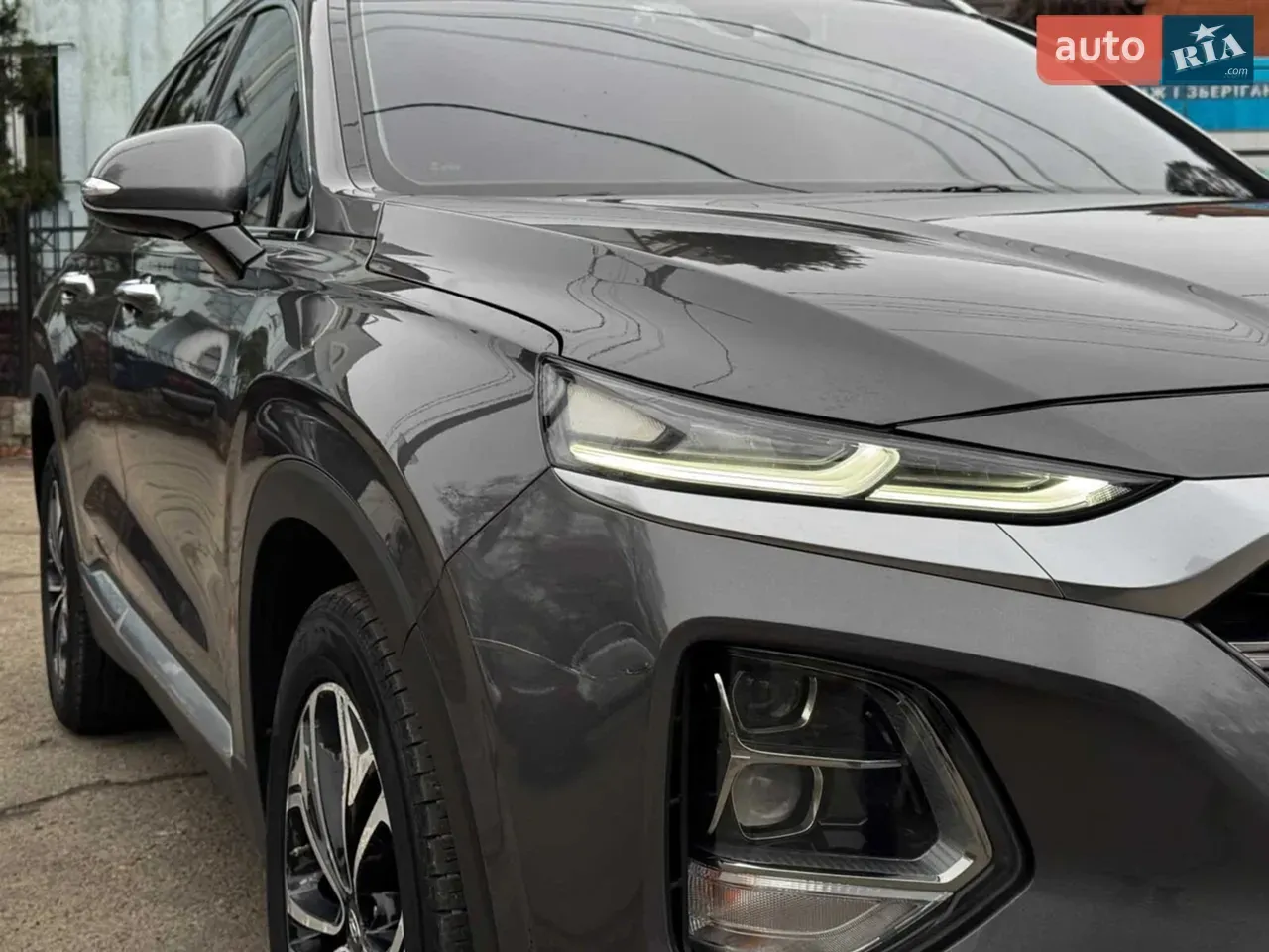 Hyundai Santa Fe 2019 photo 3