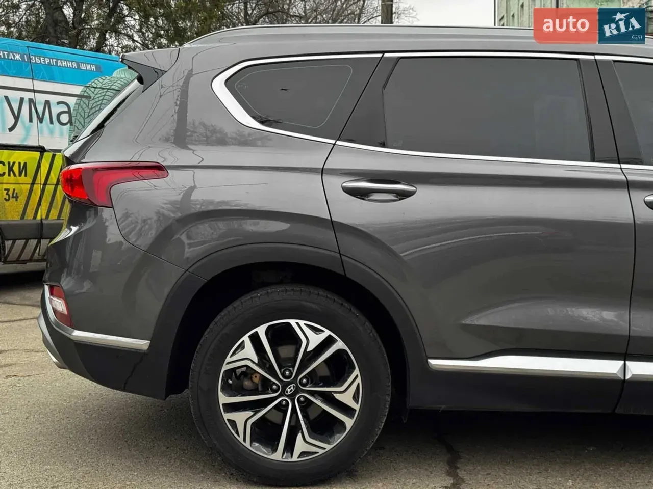 Hyundai Santa Fe 2019 photo 5