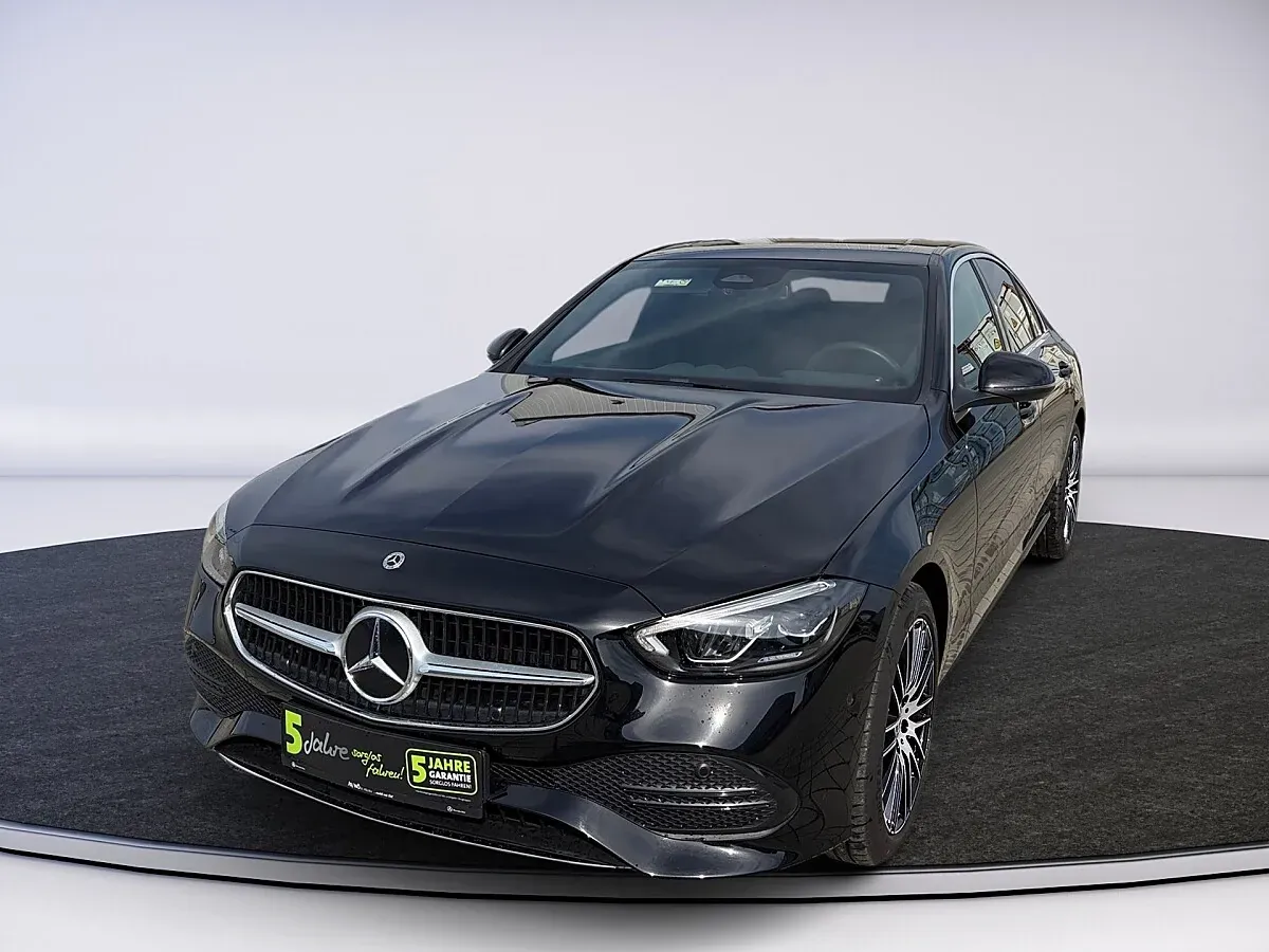 Mercedes-Benz C-Class 2025 photo 3