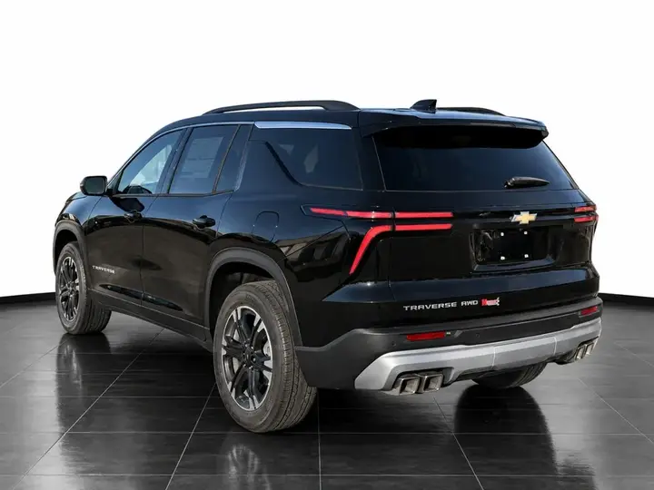 Chevrolet Traverse 2027 photo 3