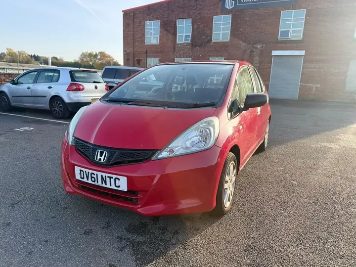 Honda Jazz 2011 photo 3