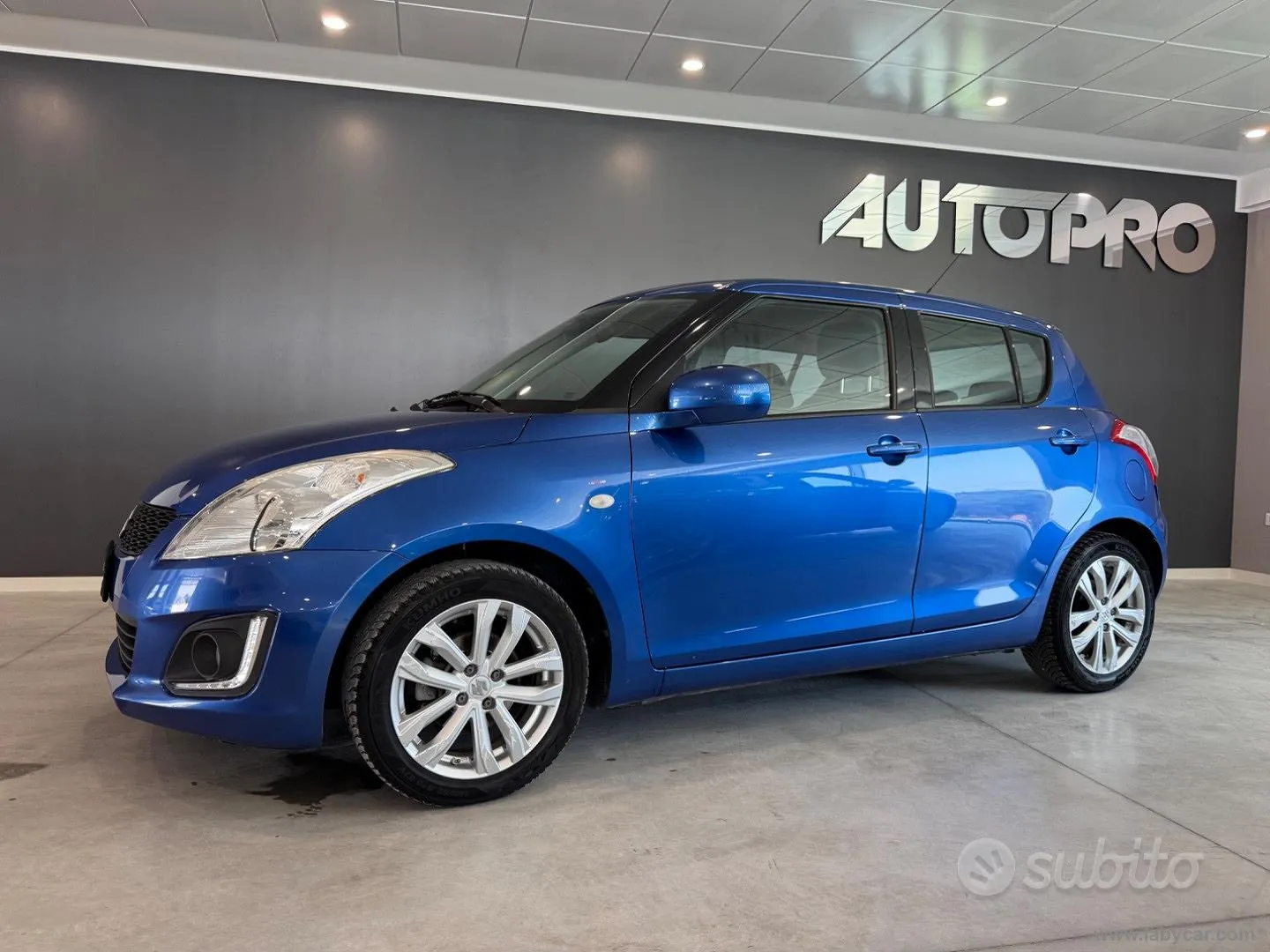 Suzuki Swift 2017 photo 2