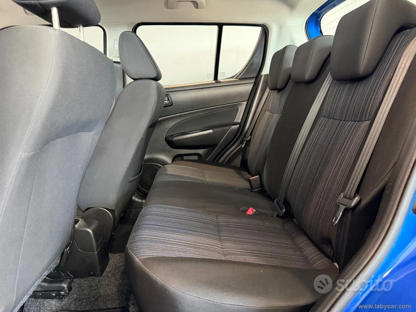 Suzuki Swift 2017 photo 5