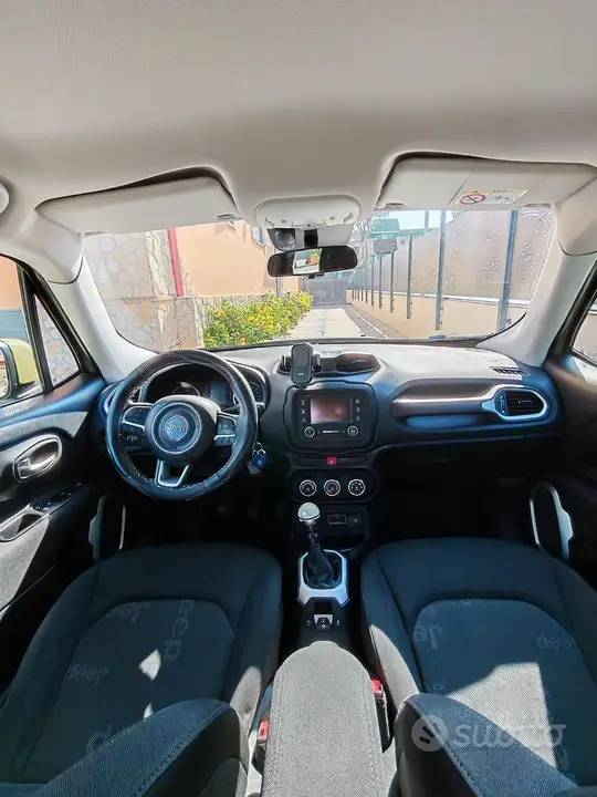 Jeep Renegade 2015 photo 5