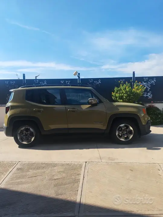Jeep Renegade 2015 photo 3