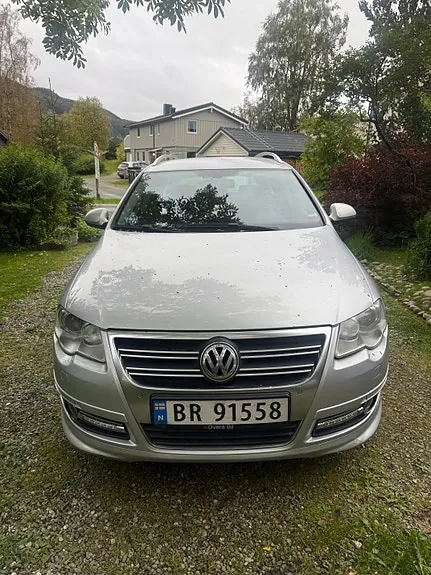 Volkswagen Passat 2010 photo 2