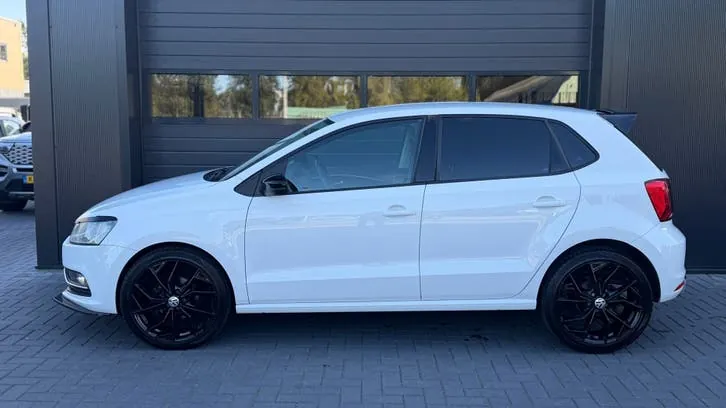 Volkswagen Polo 2016 photo 3