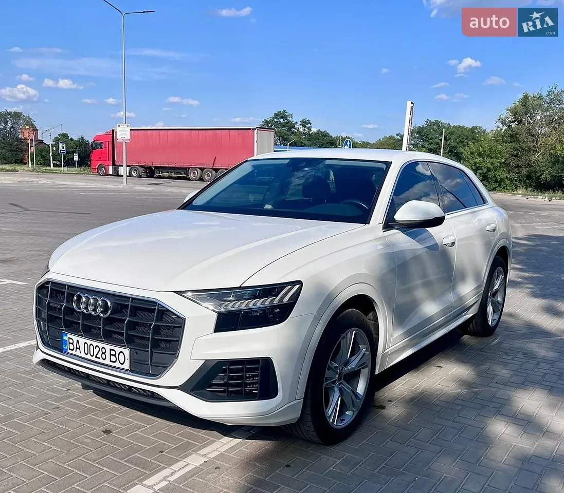 Audi Q8