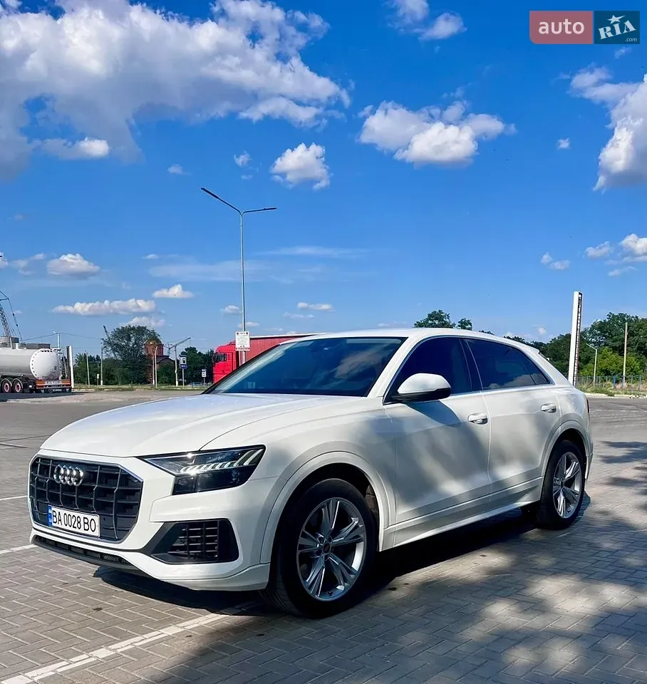 Audi Q8 2020 photo 2