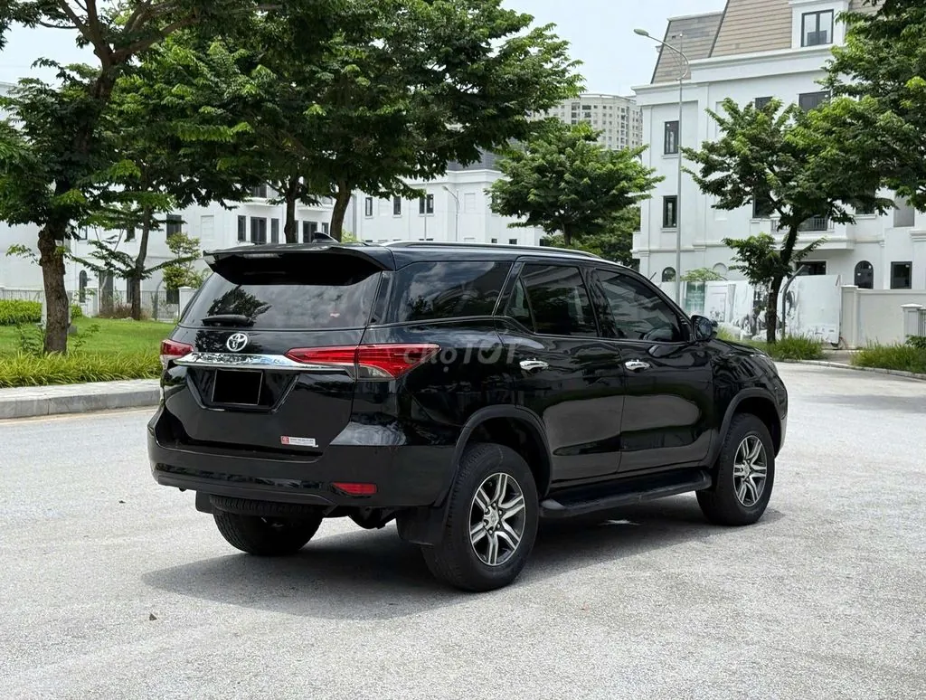 Toyota Fortuner 2022 photo 5