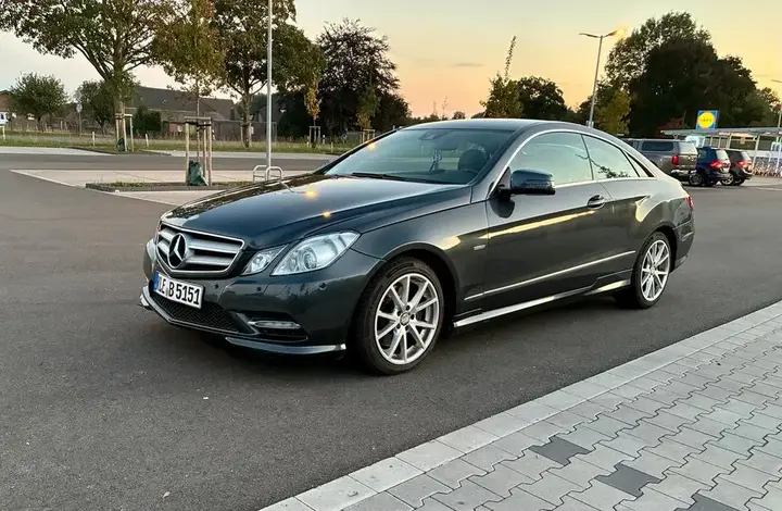 Mercedes-Benz E 220 Cdi Coupé