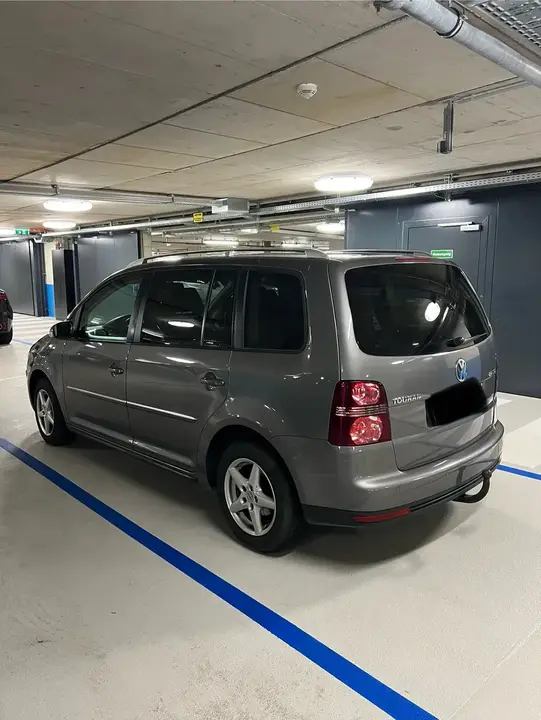 Volkswagen Touran 2007 photo 3