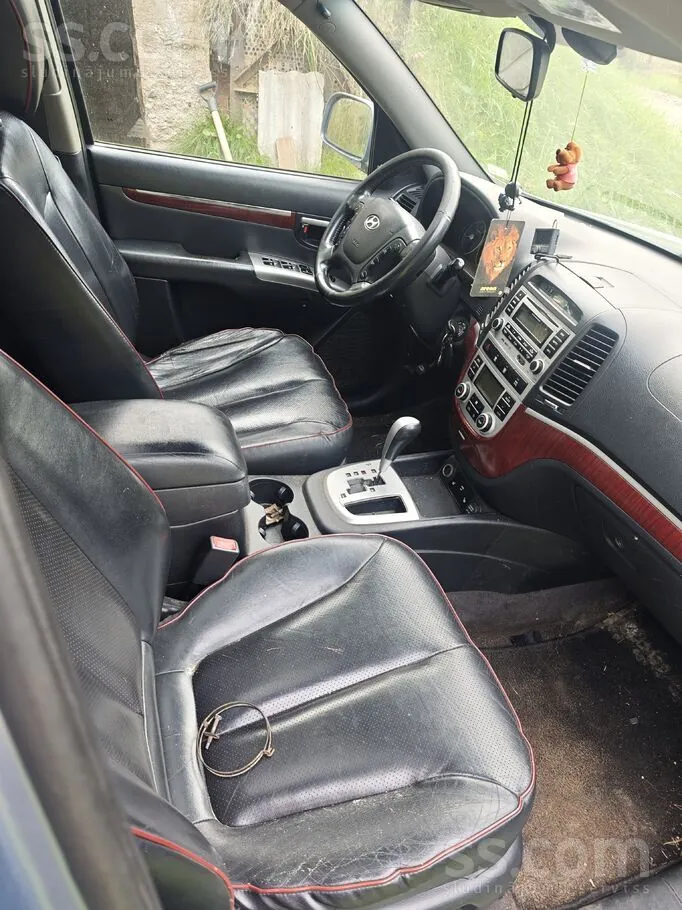 Hyundai Santa Fe 2008 photo 2