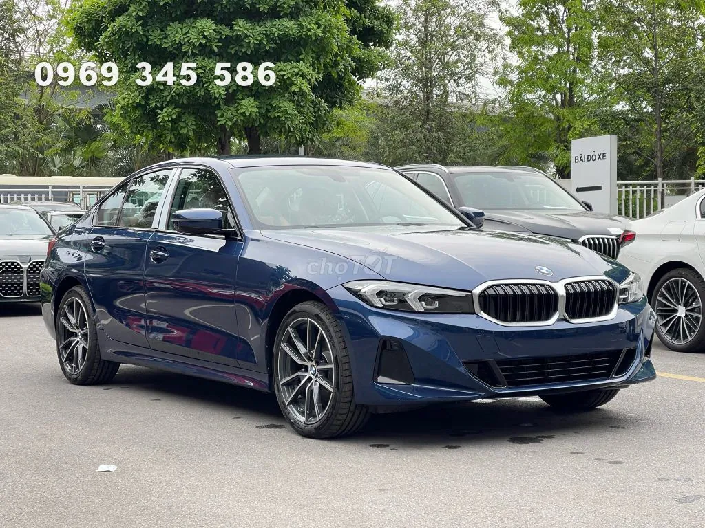 BMW 3 Series 2025 photo 2