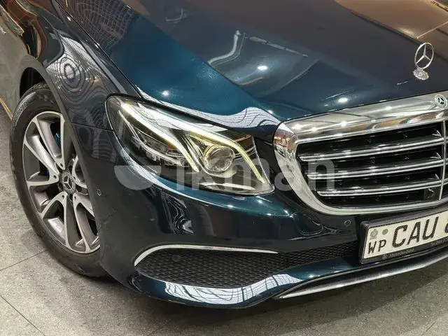 Mercedes-Benz E350