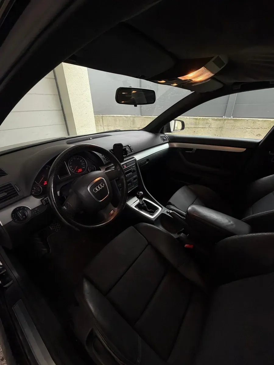 Audi A4 2005 photo 3