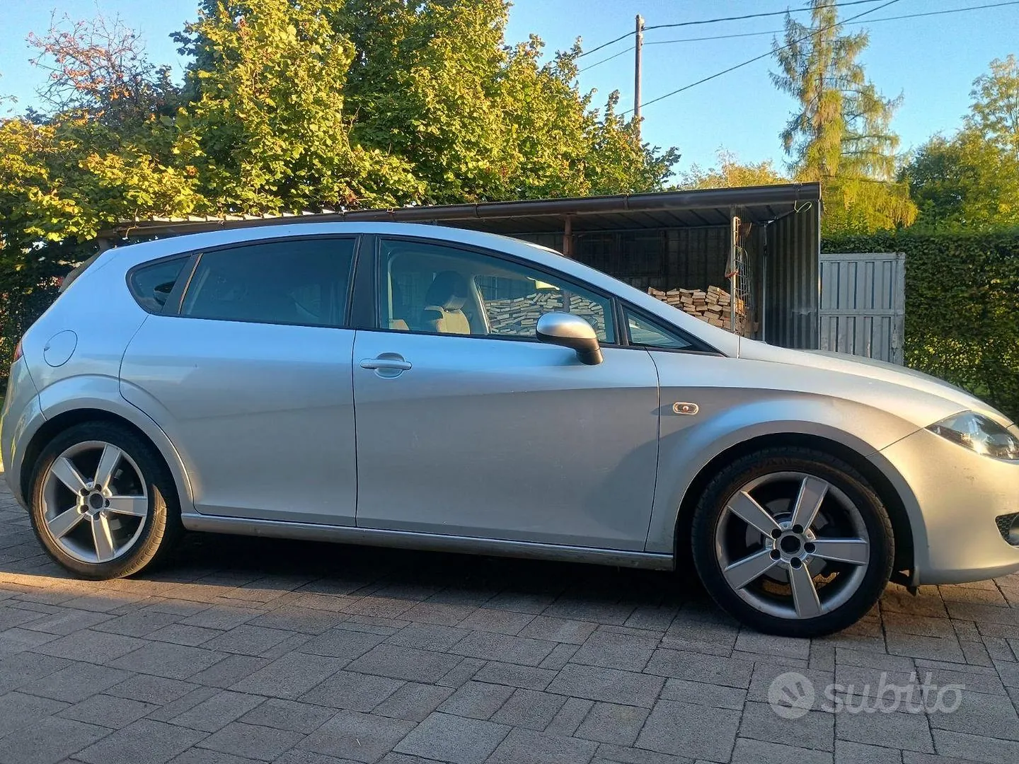 Seat Leon 2006 photo 2