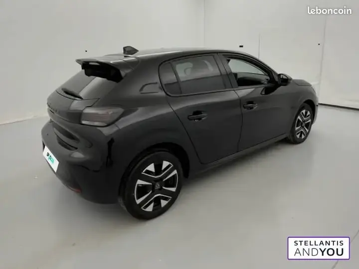 Peugeot 208 2025 photo 5
