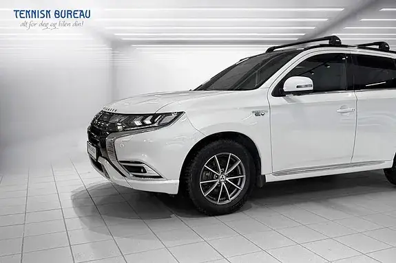 Mitsubishi Outlander 2020 photo 2