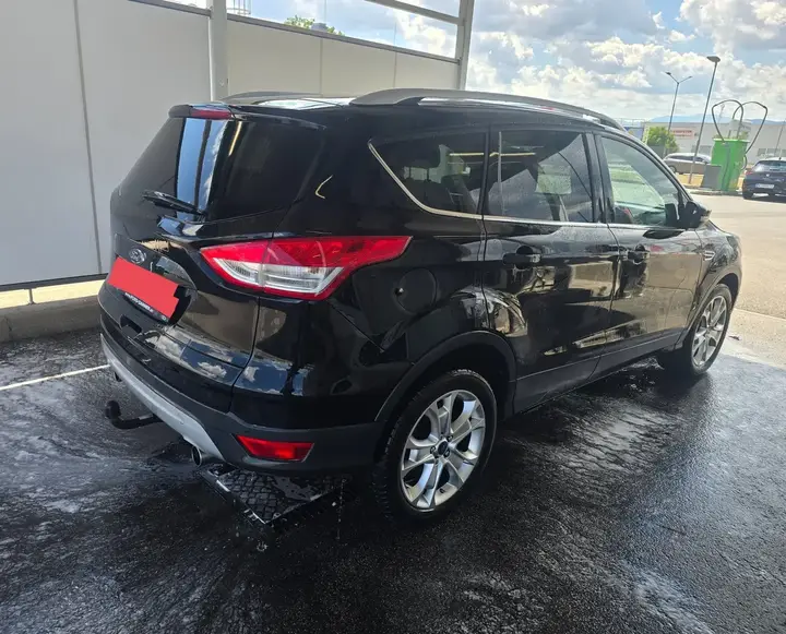 Ford Kuga 2013 photo 2