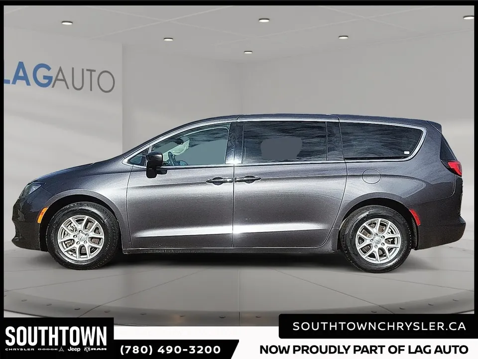 Chrysler Grand Caravan 2022 photo 5