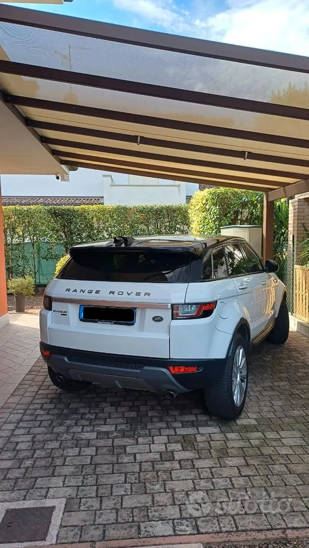 Land Rover Range Rover Evoque 2017 photo 3