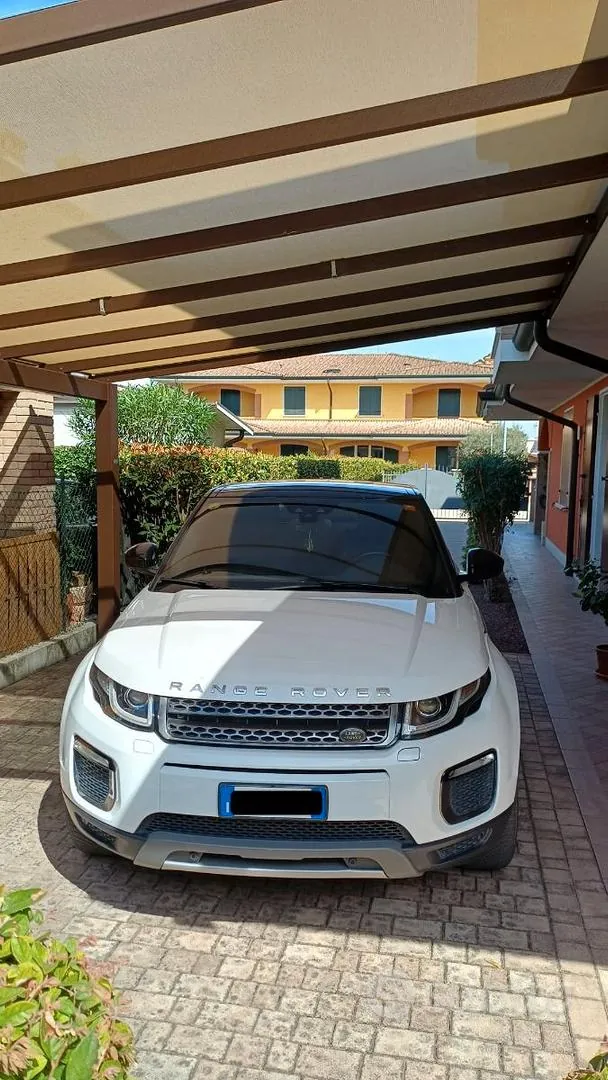 Land Rover Range Rover Evoque 2017 photo 2