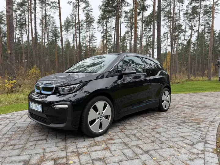 BMW I3