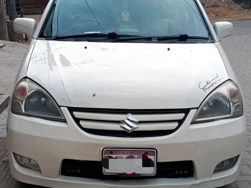 Suzuki Liana
