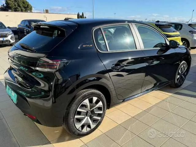 Peugeot 208 2026 photo 5