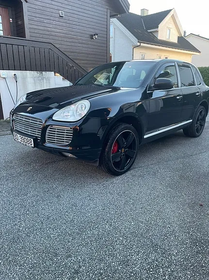 Porsche Cayenne Turbo 2003 photo 2