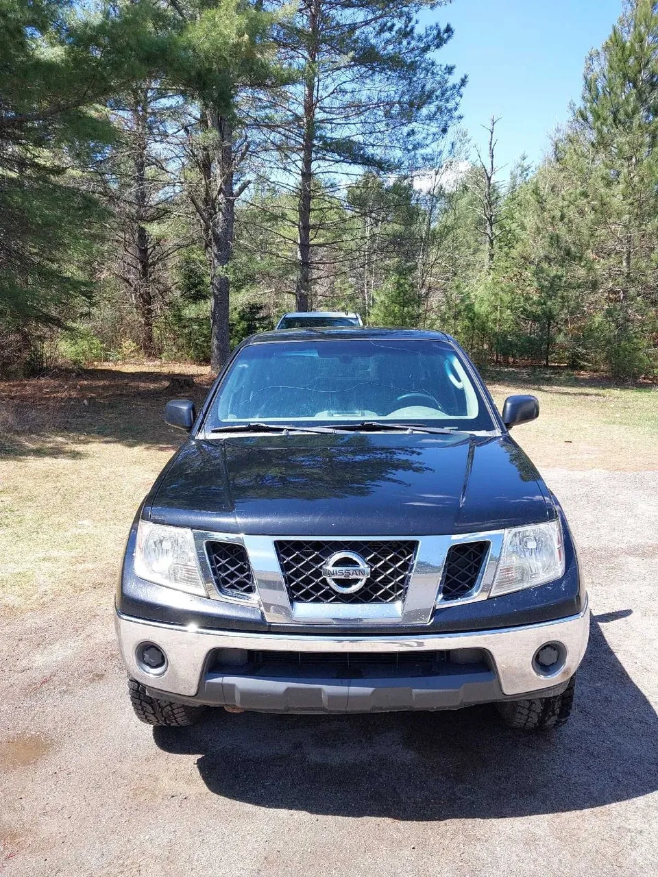 Nissan Frontier 2009 photo 4