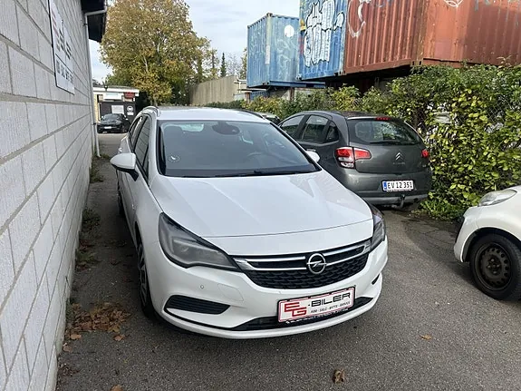 Opel Astra 2017 photo 2