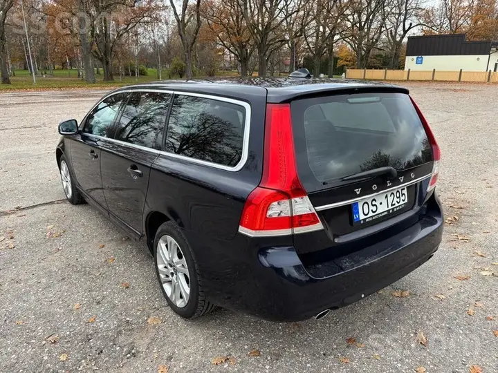 Volvo V70 2015 photo 4