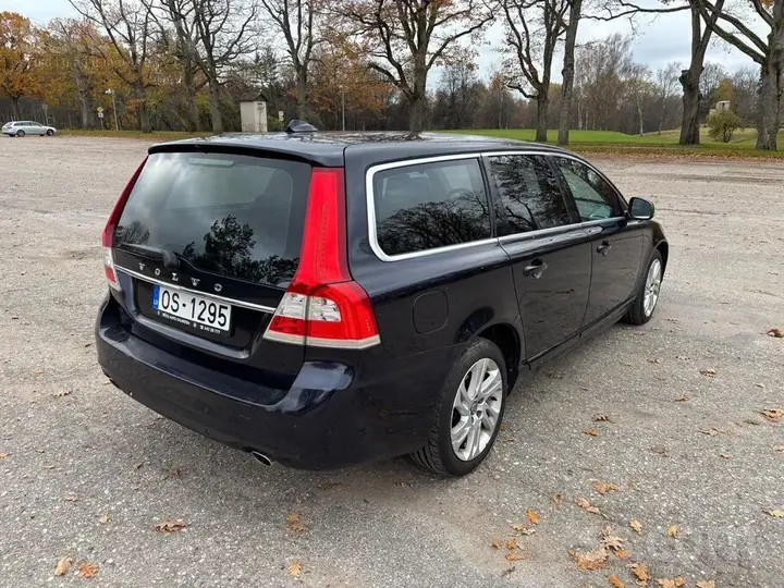 Volvo V70 2015 photo 3