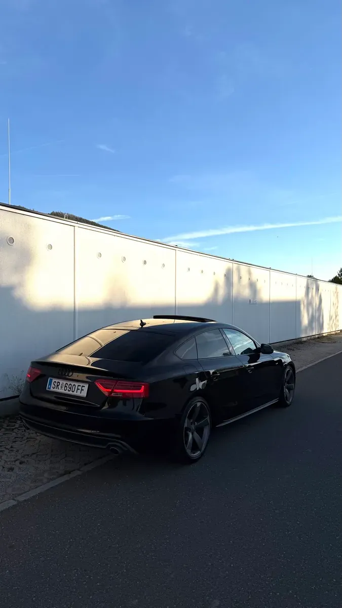 Audi A5 2012 photo 3