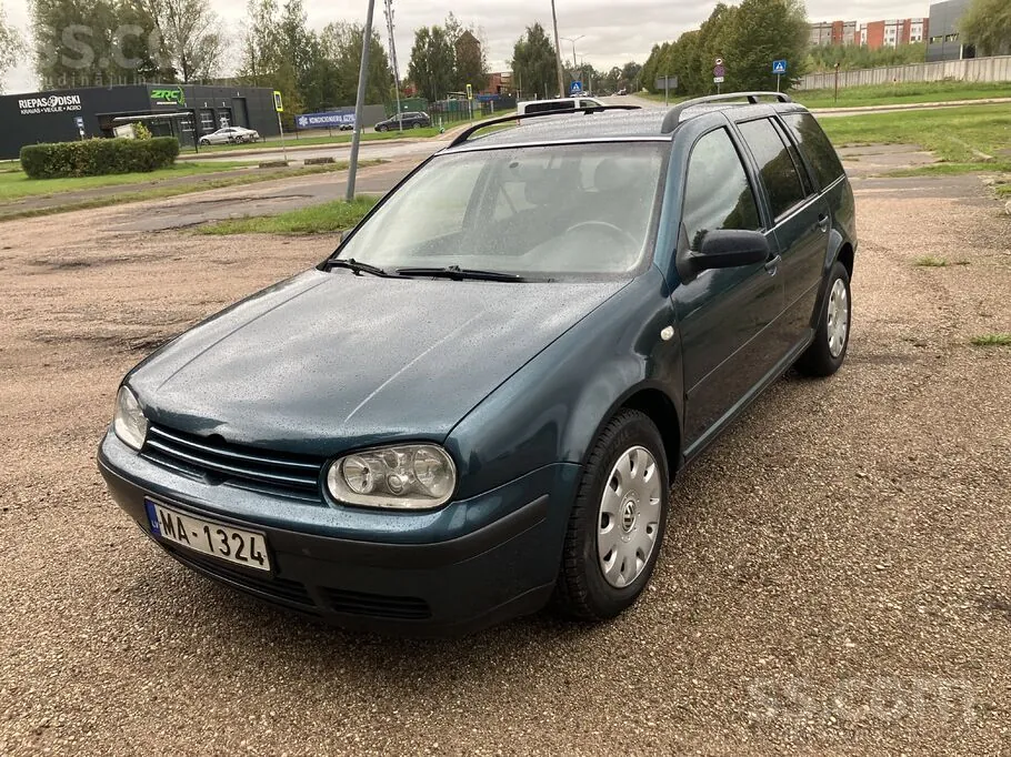 Volkswagen Golf