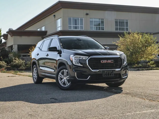 GMC Terrain 2023 photo 2