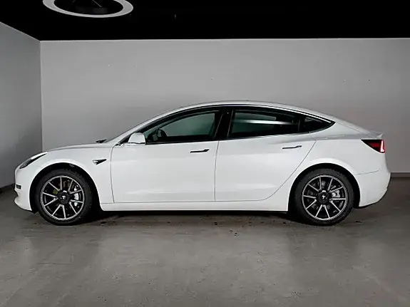 Tesla Model 3 2020 photo 5