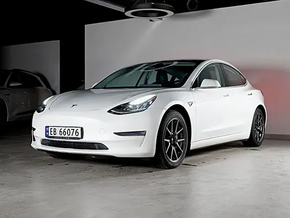 Tesla Model 3 2020 photo 4