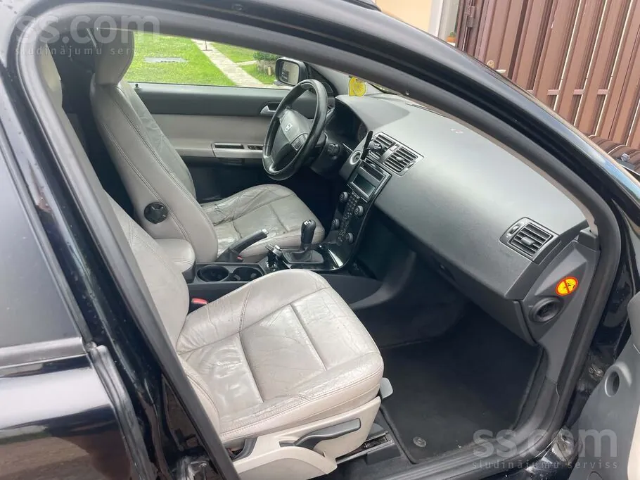 Volvo V50 2004 photo 5