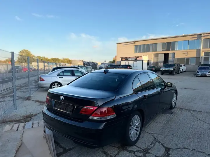 BMW 7 Series 2007 photo 3